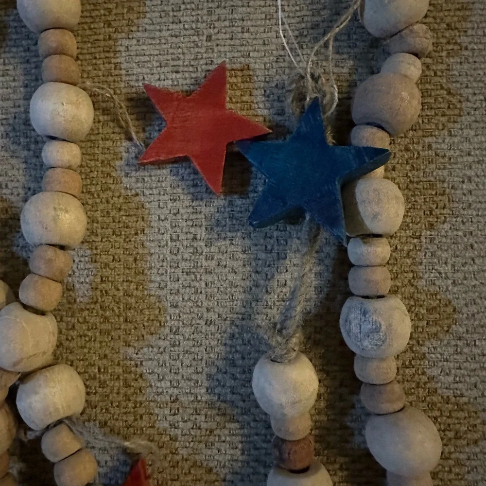 6 ft. Star garland new